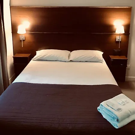 Hotel Des Ambassadeurs 2*