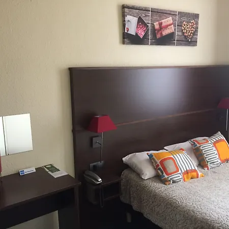 Des Ambassadeurs מלון 2*