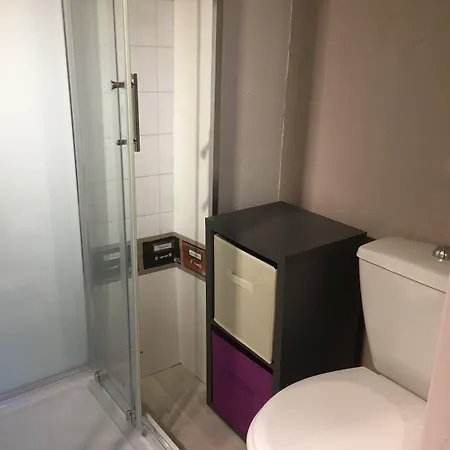 Des Ambassadeurs מלון 2*