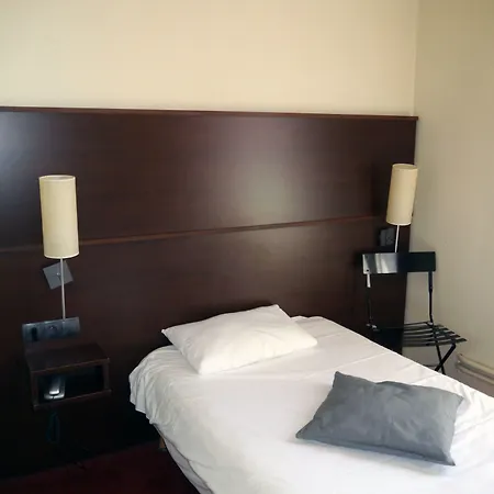 מלון Des Ambassadeurs