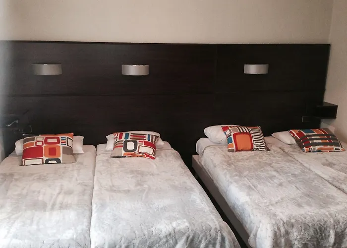 Des Ambassadeurs 2* Tuluza