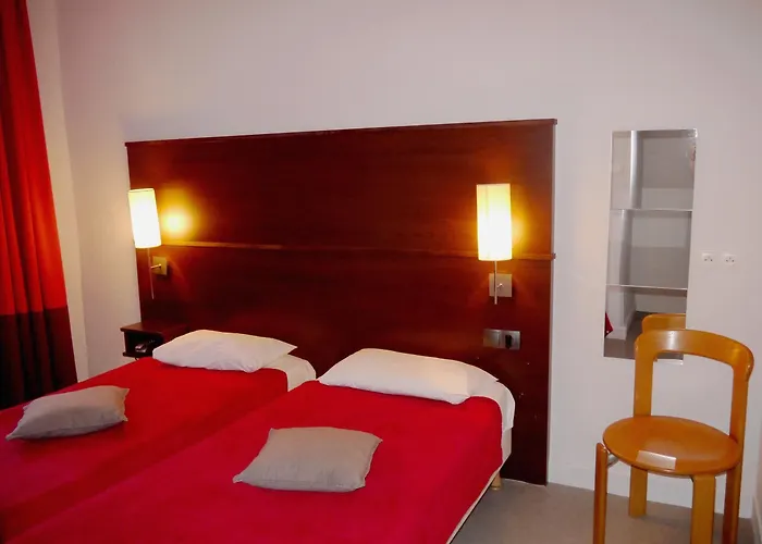 Des Ambassadeurs 2* Tuluza