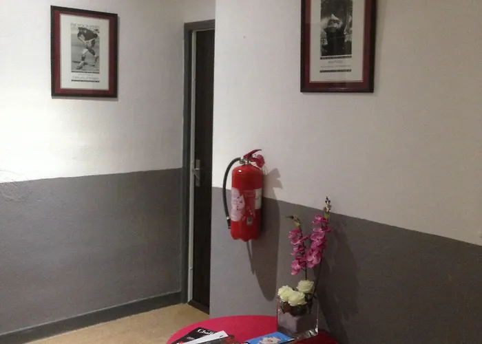 Des Ambassadeurs Hotel