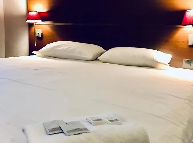 Des Ambassadeurs 2* Tuluza