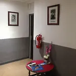 オテル デ ザンバサドゥール ホテル