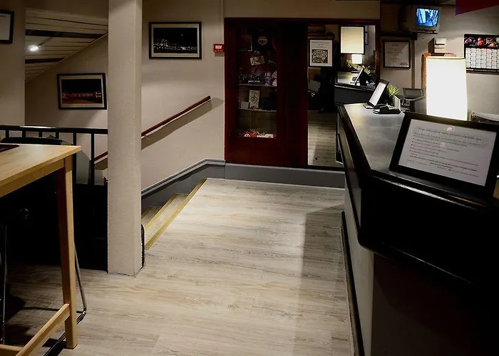 Des Ambassadeurs Отель