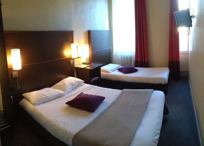 Отель Des Ambassadeurs