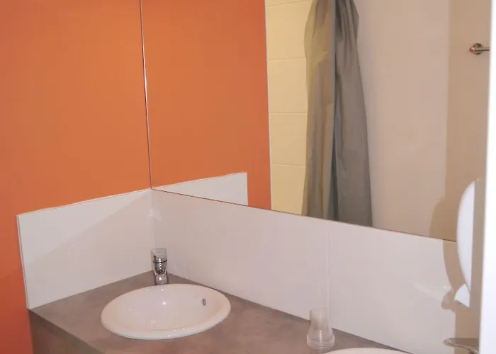 Des Ambassadeurs Отель 2*