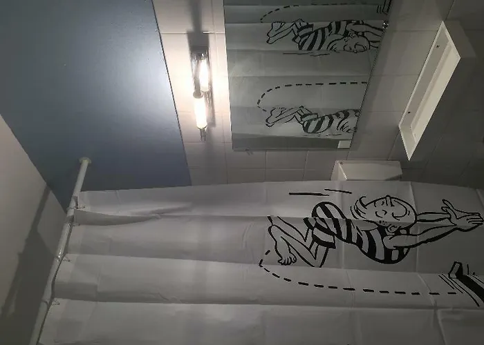 Des Ambassadeurs Отель 2*