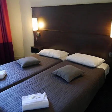 Des Ambassadeurs Hotel